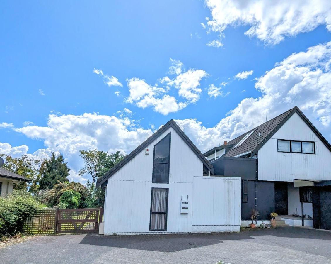 Rotorua Redwood Retreat Villa Exterior photo